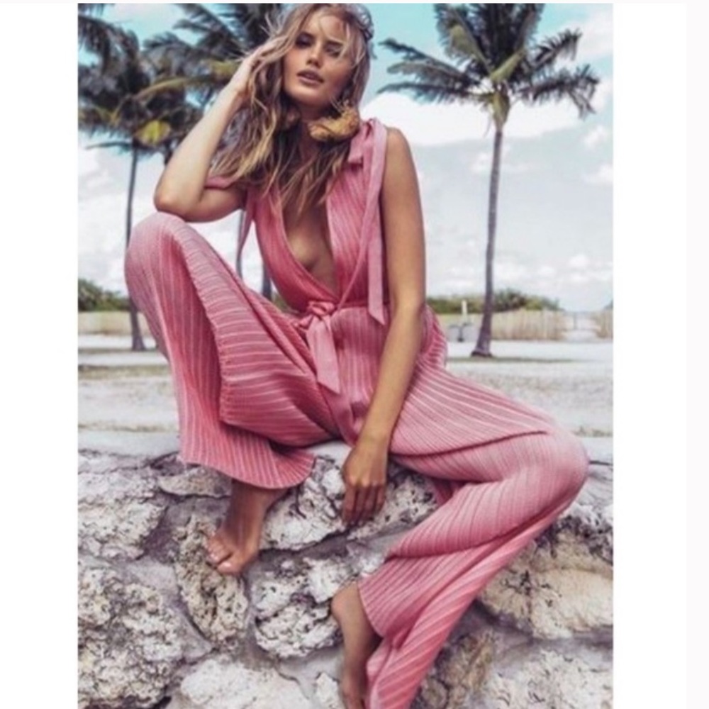 NWT C/MEO Collective Unstoppable Jumpsuit - sz M